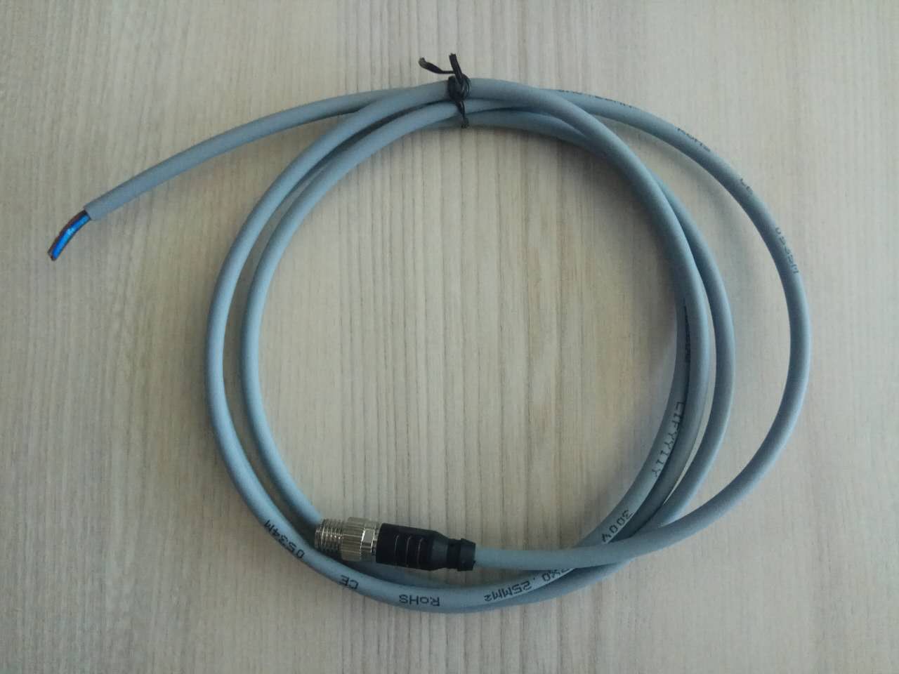 m12电缆连接器 m12圆形连接器 航空插头