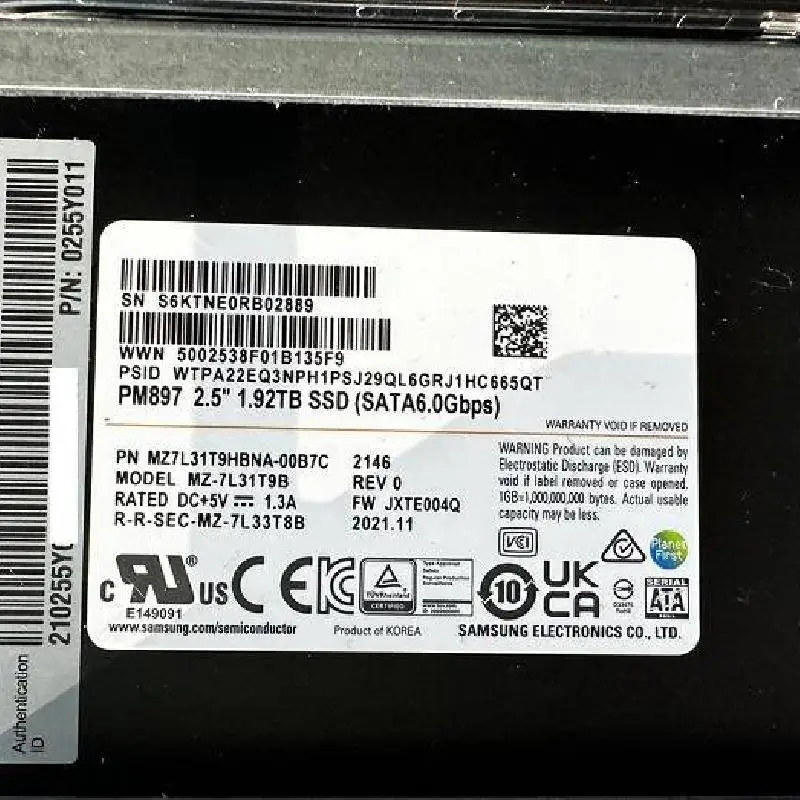 0255Y011 PM897 1.92TB SSD SATA 2.5 超聚变服务器硬盘